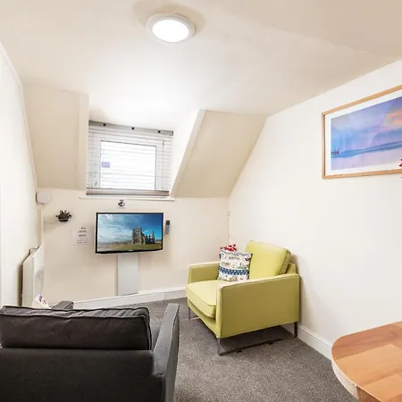Discovery House Kapselhotell Whitby
