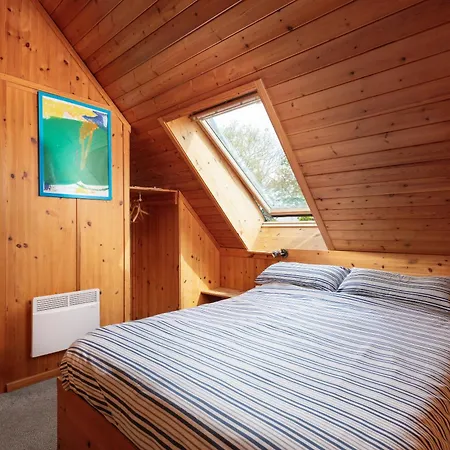 Discovery House Hotel a capsule *