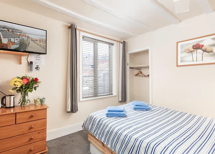 Discovery House * Whitby